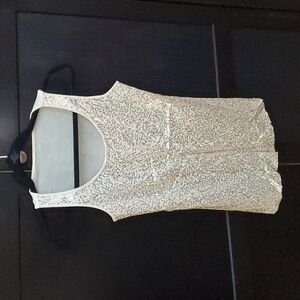 🆕 Gold sequined tank top